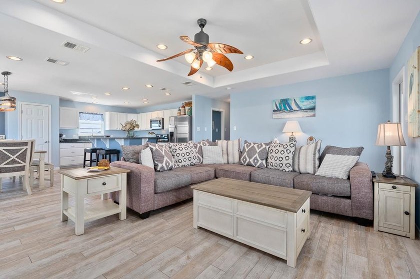 Find your slice of paradise in this gorgeous 5-bedroom - photo 5