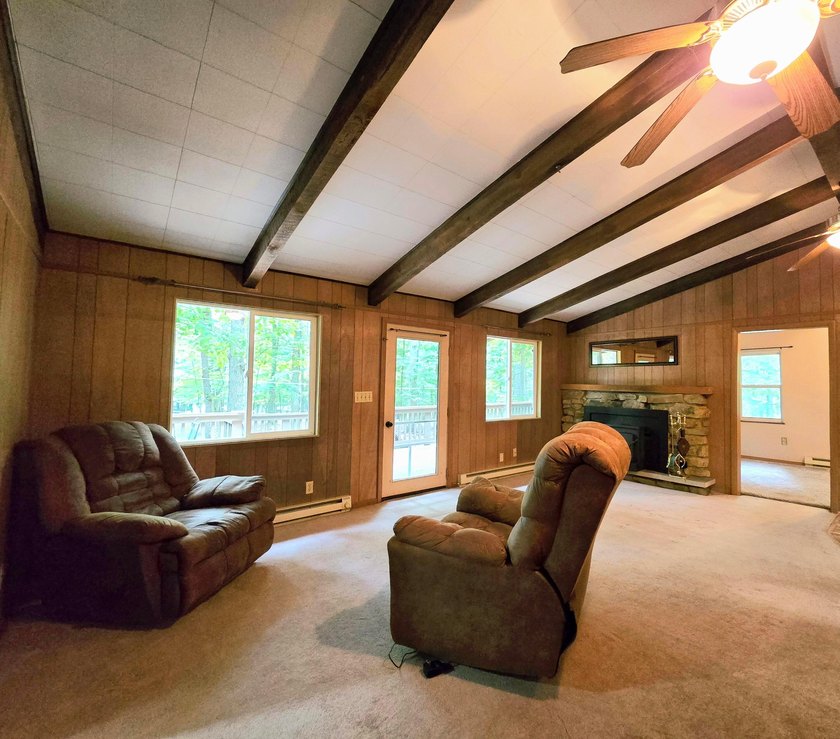 Escape to the hills in this adorable 2 bedroom/1 bath cabin in - photo 11