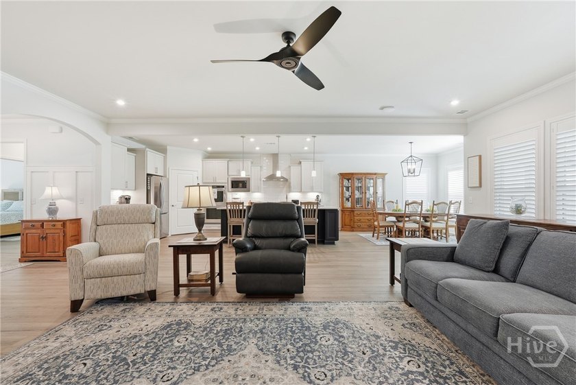 Welcome to 97 Higginson Dr in the highly sought-after Waterways - photo 8