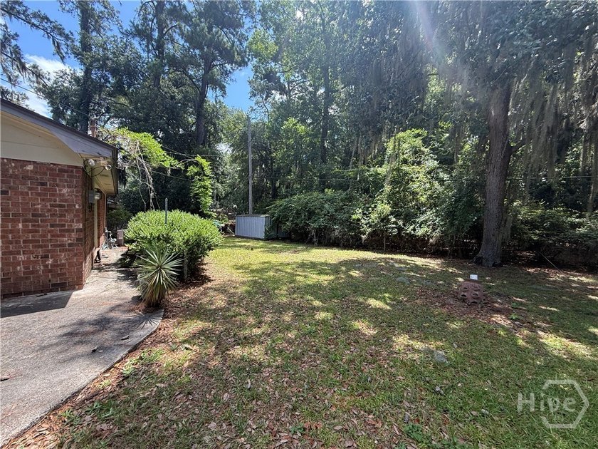 Charming Solid All-Brick 3-Bedroom, 2-Bath Southside Ranch on a - photo 5