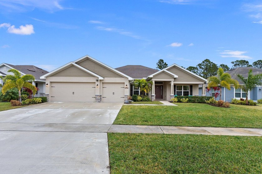 This stunning 2022-built CBS home features (4) beds, (3) baths - photo 6