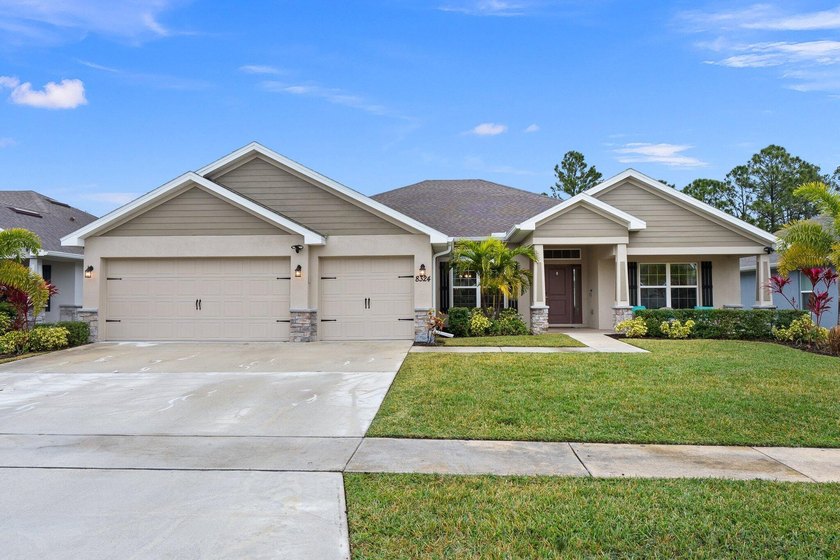 This stunning 2022-built CBS home features (4) beds, (3) baths - photo 8