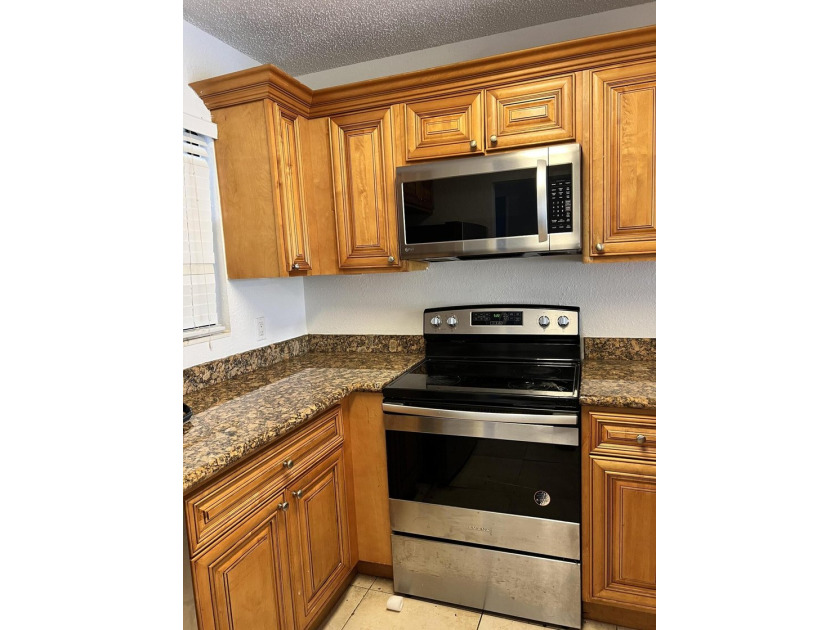 INVESTORS ARE WELCOMED. YOU CAN RENT RIGHT AWAY, NO RESTRICTIONS - photo 13