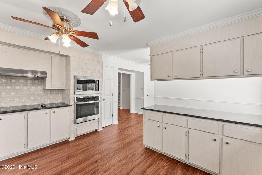 Move-in ready and beautifully renovated, 3546 Pebble Beach Drive - photo 16