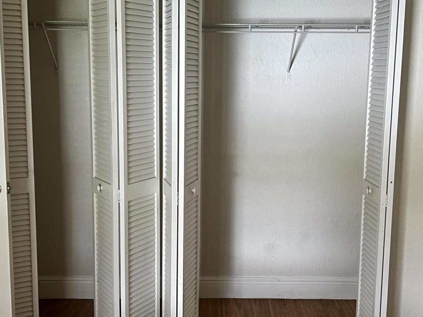 INVESTORS ARE WELCOMED. YOU CAN RENT RIGHT AWAY, NO RESTRICTIONS - photo 16