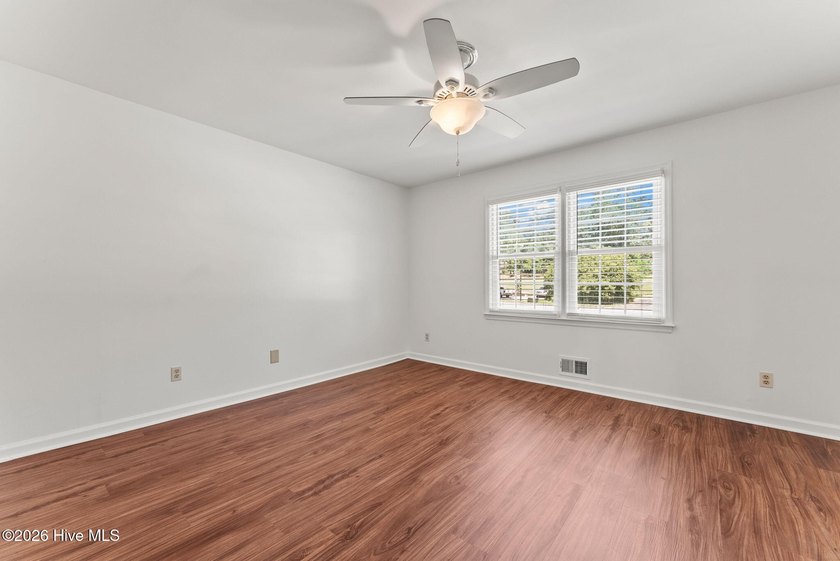 Move-in ready and beautifully renovated, 3546 Pebble Beach Drive - photo 31