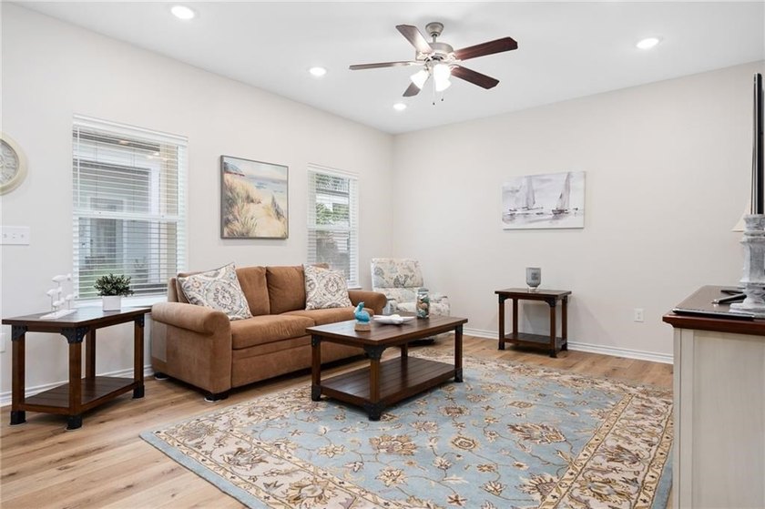 Property Description: NEW PRICE! RATE BUY-DOWN INCENTIVE - photo 6