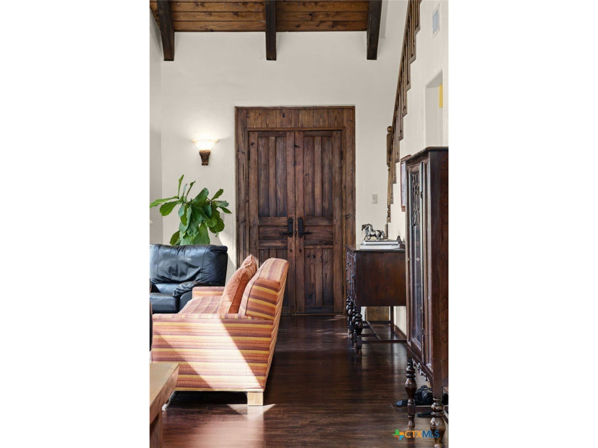 Discover the most enchanting and private 65 acre country estate! - photo 9
