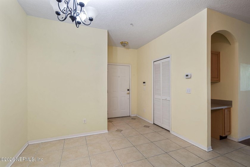 3 bedroom Condo Unit located centrally in the gated and well - photo 3