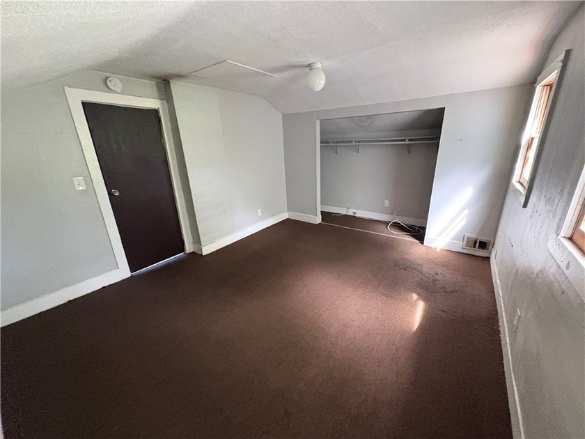 Another Rockin' Rochester Property! A rare opportunity to own - photo 15