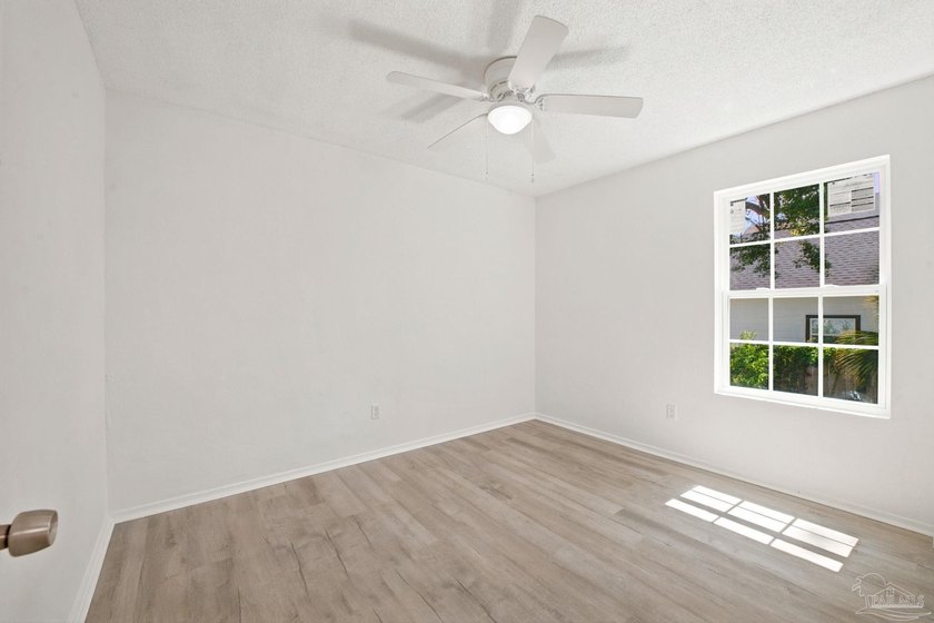 Open House Friday, July 17 from 3-5pletely remodeled from top to - photo 22