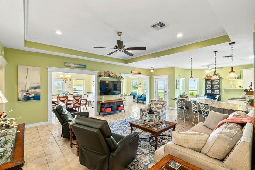 Immaculate single-story home located in the highly sought-after - photo 7