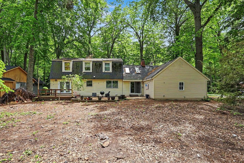 Welcome home to Merrigold Woods! This ideal location is just - photo 28