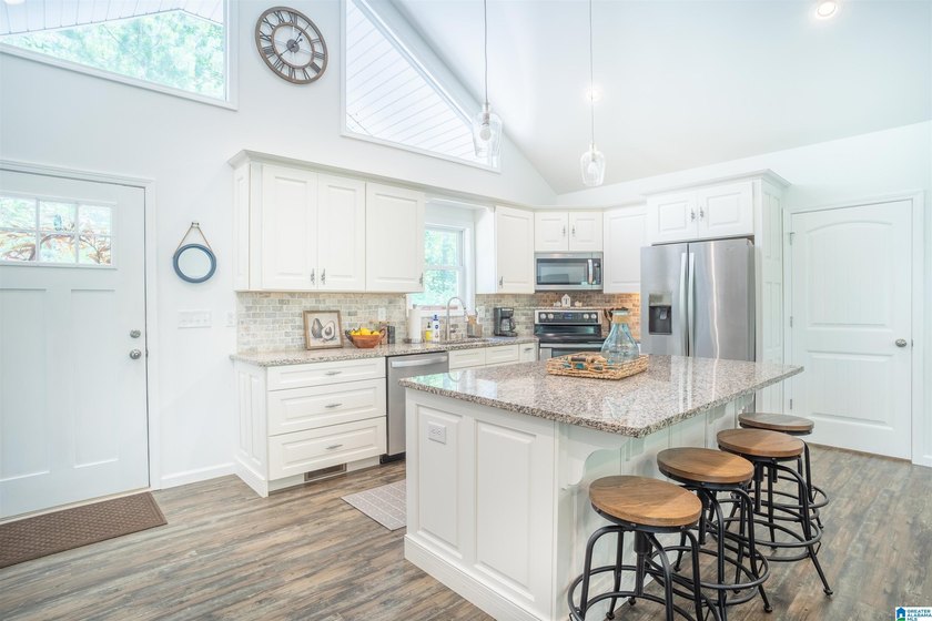 Welcome to 17 Dogwood Ridge, Wedowee, AL, one of the most - photo 10