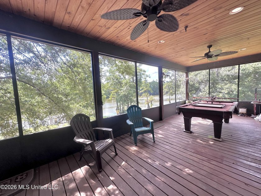 Welcome to Wolf Lake living at its finest! Conveniently located - photo 10