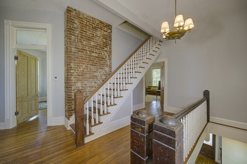 Seller is offering a $5000 credit towards the buyer's closing - photo 18