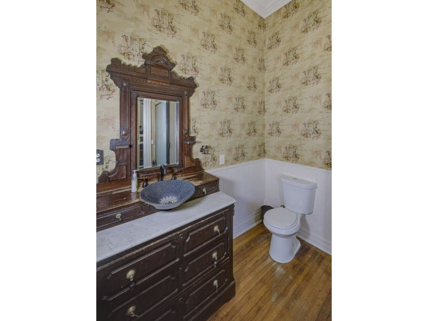 Seller is offering a $5000 credit towards the buyer's closing - photo 20