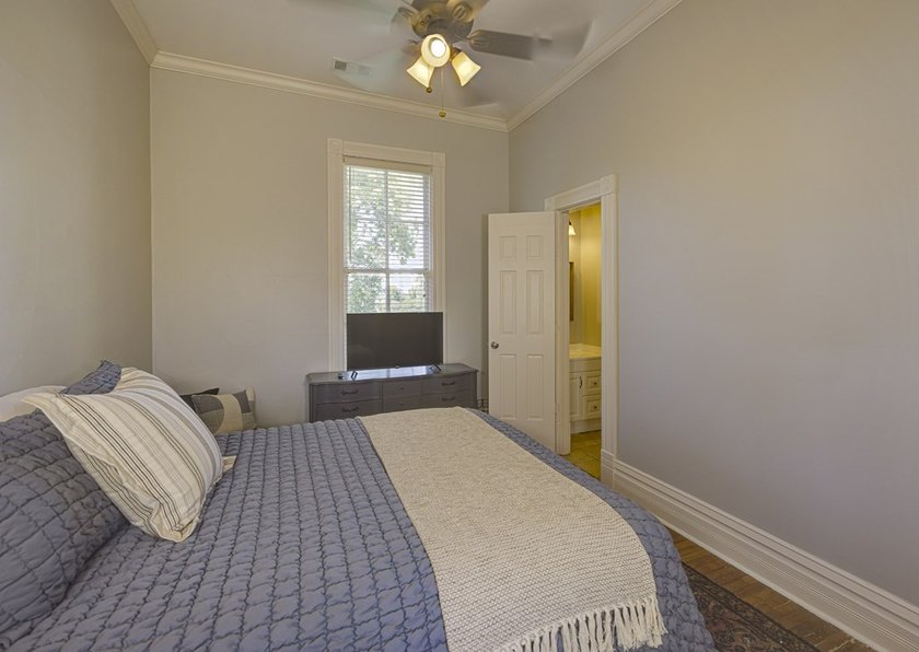 Seller is offering a $5000 credit towards the buyer's closing - photo 21