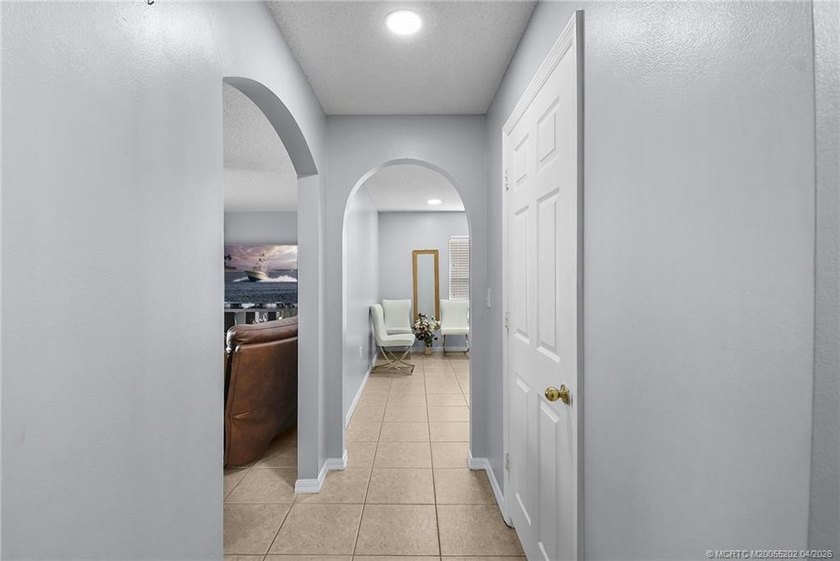 Welcome to this 2002 year built home offering 4 bedrooms and 2.5 - photo 5