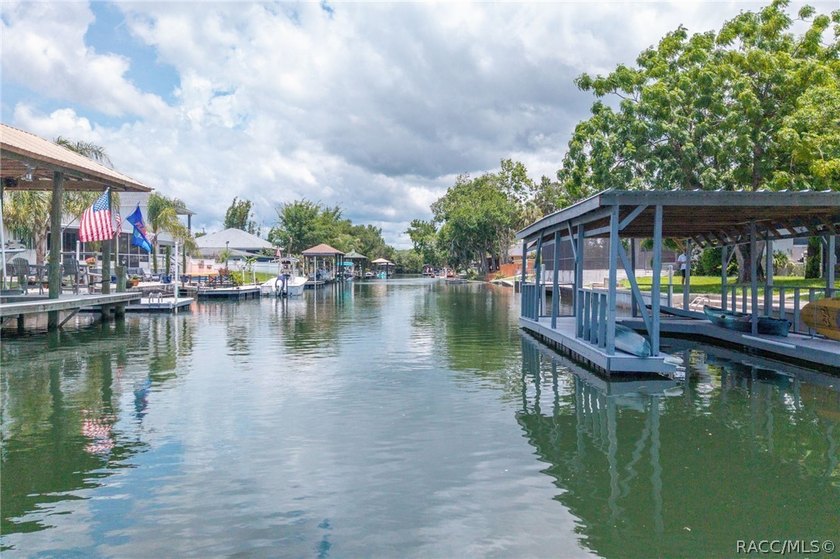 Waterfront Paradise with $10,000 Seller Credit Toward Roof - photo 4