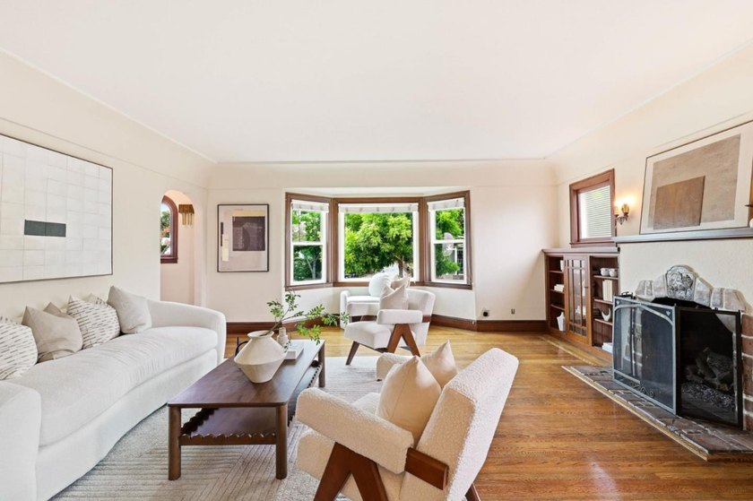 Discover 2 incredible home for less than the price of one! This - photo 7