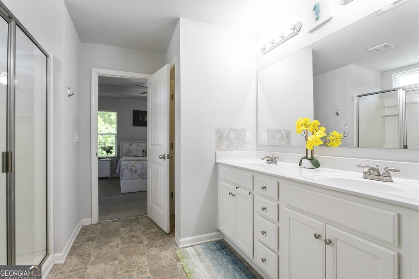 Welcome to this beautifully maintained home in the desirable - photo 32