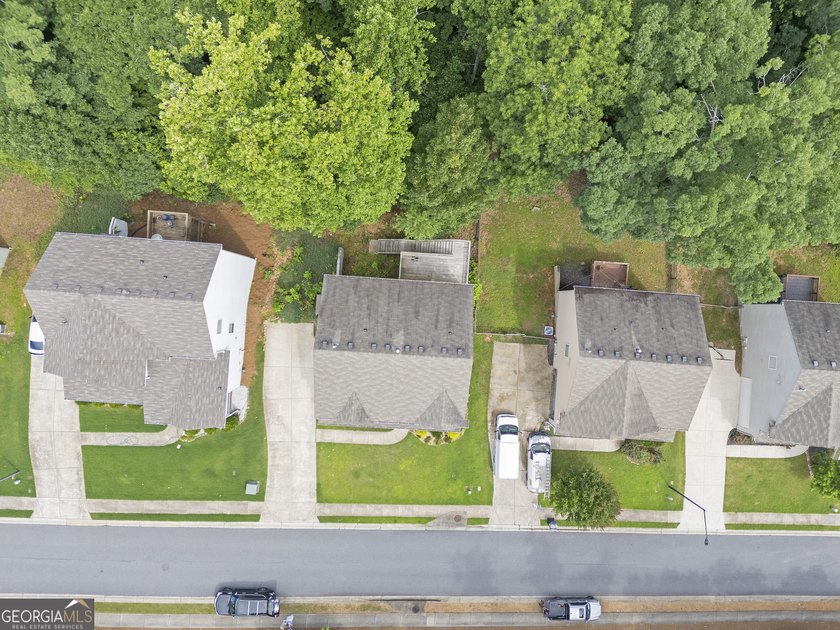 Welcome to this beautifully maintained home in the desirable - photo 38