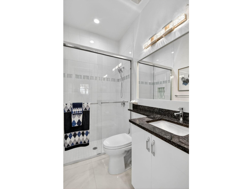 Enjoy total privacy in your own magnificent resort-style - photo 50