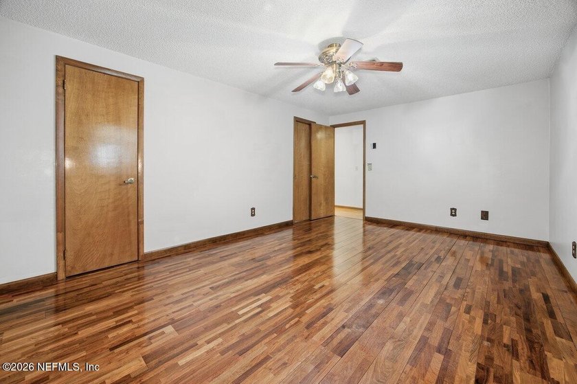 Welcome home to this amazing 4/2 home located in the heart of - photo 8