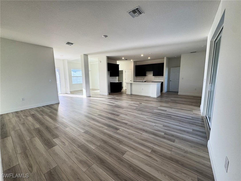 READY NOW! MOVE IN READY!! CORNER LOT! Presenting the remarkable - photo 3