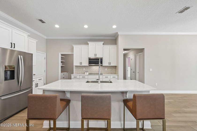 Welcome to 272 Prince Albert Avenue, a meticulously maintained - photo 9