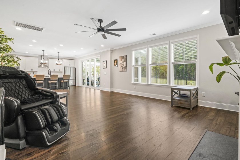 Discover 215 Delano Way, Myrtle Beach, SC a move-in ready - photo 16