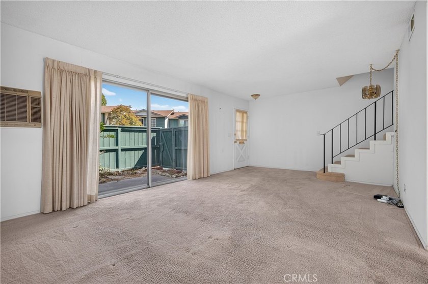 Welcome to 8170 Glengarry Green, a delightful single-family - photo 9