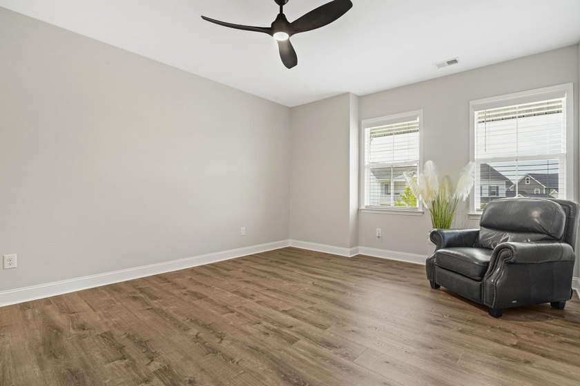 Discover 215 Delano Way, Myrtle Beach, SC a move-in ready - photo 33