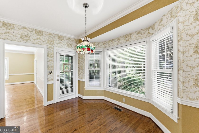 Enjoy the best of Lake Lanier living from this spacious - photo 12