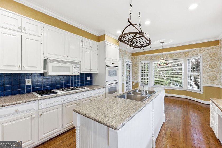 Enjoy the best of Lake Lanier living from this spacious - photo 17