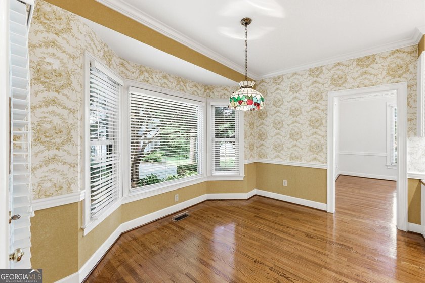 Enjoy the best of Lake Lanier living from this spacious - photo 18