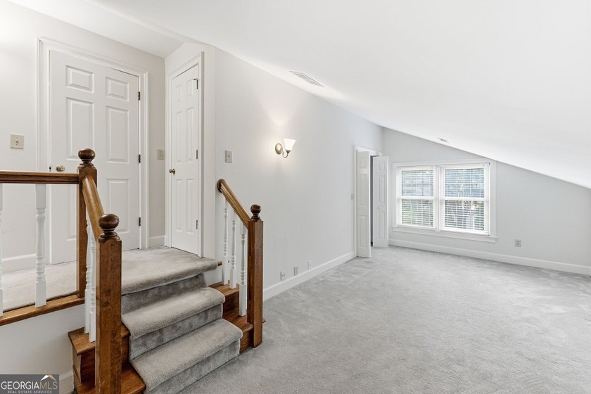 Enjoy the best of Lake Lanier living from this spacious - photo 32