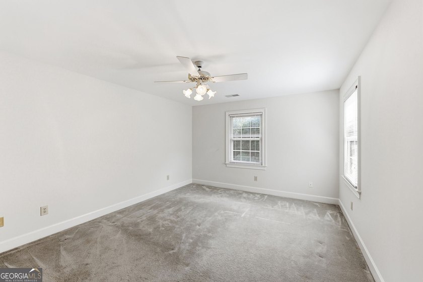 Enjoy the best of Lake Lanier living from this spacious - photo 36