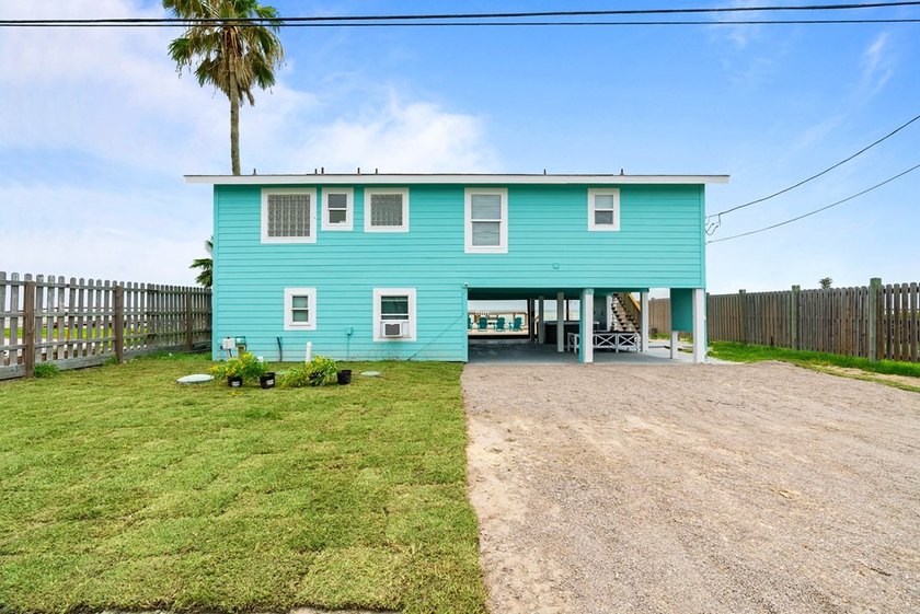 Welcome to your ultimate coastal retreat in Rockport, TX! This - photo 2