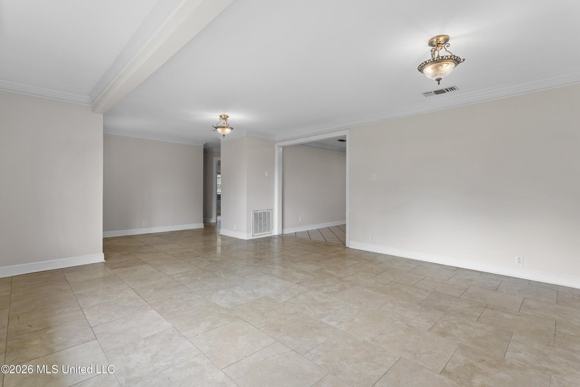 Own your own piece of paradise near the beach! This spacious - photo 7