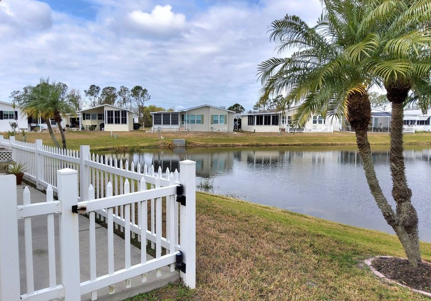 Beautiful Water View! Charming 2-Bed, 2-Bath Manufactured Home - photo 34