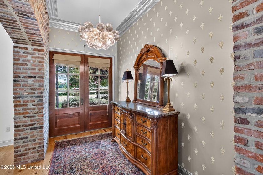 Fall in love with this custom built home located in the heart of - photo 6