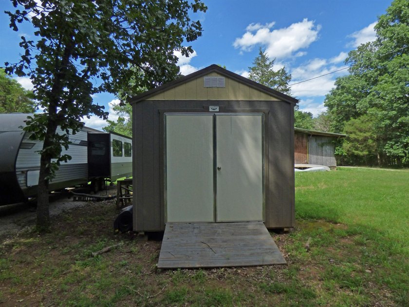 $15,000 Price Reduction on This Beautiful South Fork River Lot - photo 11