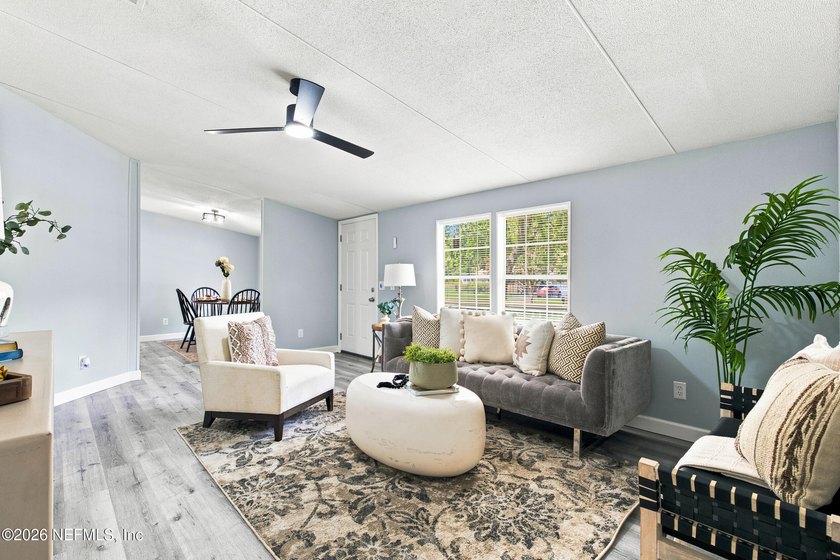 Step inside this large fully remodeled home with a huge lot - photo 8