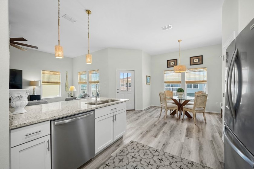 Discover relaxed coastal living at Ocean Reef Cottages in - photo 10