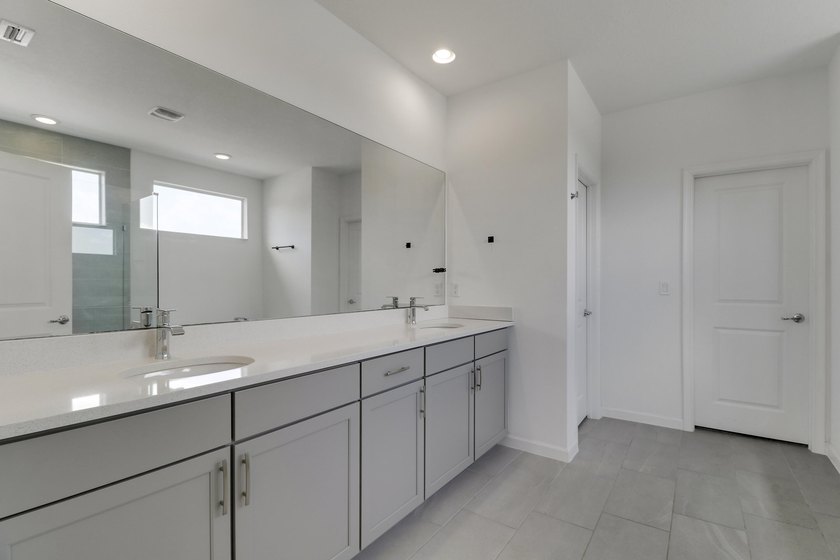 This 2021 Yarrow Model by Mattamy Homes is a luxury 2-story home - photo 22