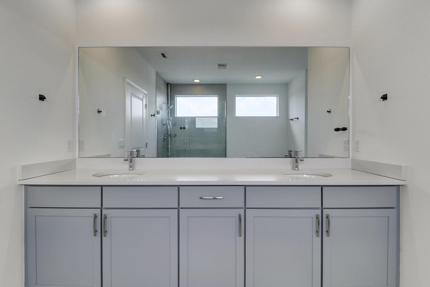 This 2021 Yarrow Model by Mattamy Homes is a luxury 2-story home - photo 25