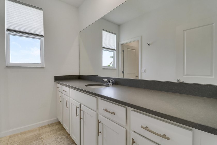 This 2021 Yarrow Model by Mattamy Homes is a luxury 2-story home - photo 27