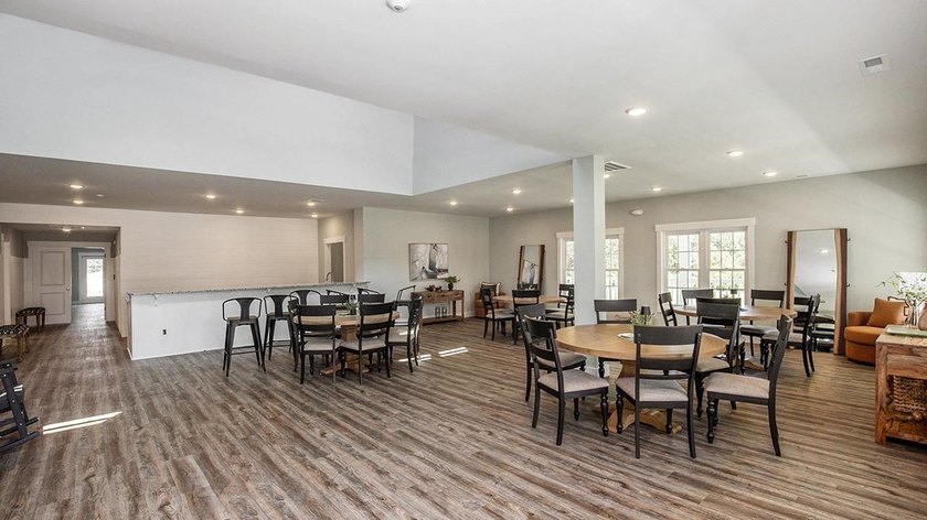 Stunning 4-Bedroom, 3-Bathroom Two-Story Home with Incredible - photo 38